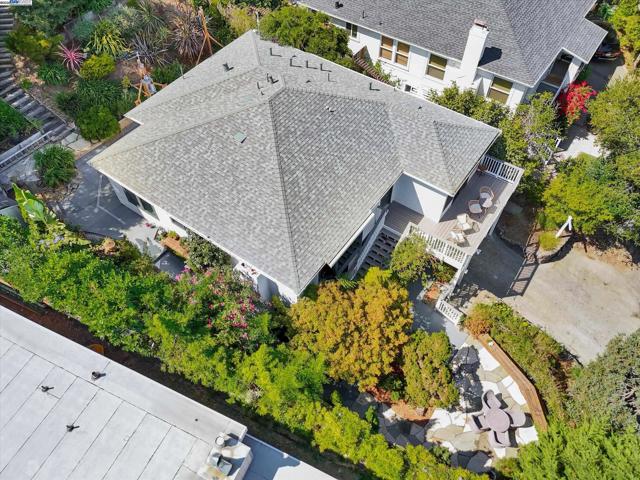 148 Auburn St, San Rafael CA: https://media.crmls.org/mediaz/ca2861ca-fbcc-44d7-82fa-ce1e7f995304.jpg