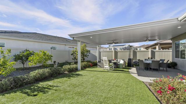 30491 De Caron Street, Murrieta CA: https://media.crmls.org/mediaz/ca293ad6-b178-4252-8b17-c36113daf034.jpg