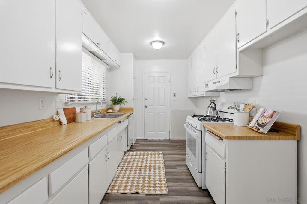 5001 Barstow Street - photo 18