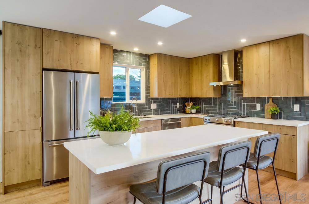 MLS #250036225SD img 13