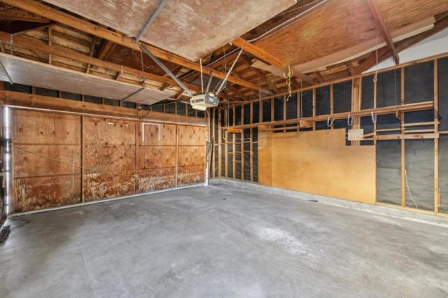 754 Vasques Drive, Half Moon Bay CA: https://media.crmls.org/mediaz/ca2e8f3a-9fbd-406d-b784-18bd7ab78e14.jpg