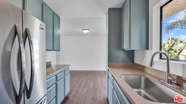 1800 Colby Avenue, Los Angeles CA: https://media.crmls.org/mediaz/ca2f314c-3590-4c80-915b-2eccf42b49af.jpg