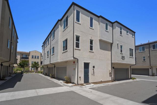 5506 Sandcliff Ln, San Diego CA: https://media.crmls.org/mediaz/ca2f48e3-83f6-4d54-b3d4-322f0c1620b3.jpg