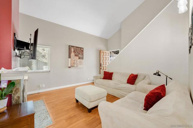 1627 Woodrun Place, El Cajon CA: https://media.crmls.org/mediaz/ca2fa348-4c8e-44c5-9161-3334c3a02fb4.jpg