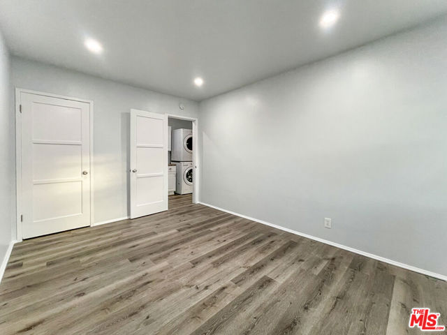 1103 Ocean Park Boulevard, Santa Monica CA: https://media.crmls.org/mediaz/ca31a93f-2561-4697-b920-7d3e3d9a5781.jpg