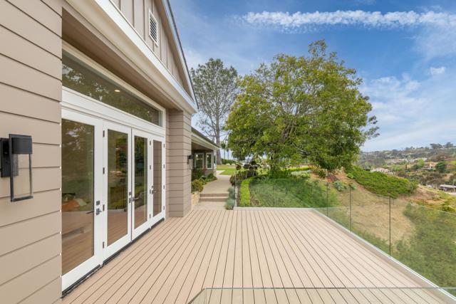 3035 Paseo Cielo, Rancho Santa Fe CA: https://media.crmls.org/mediaz/ca322810-0a94-48c4-b9e4-ab7dff2c63f6.jpg