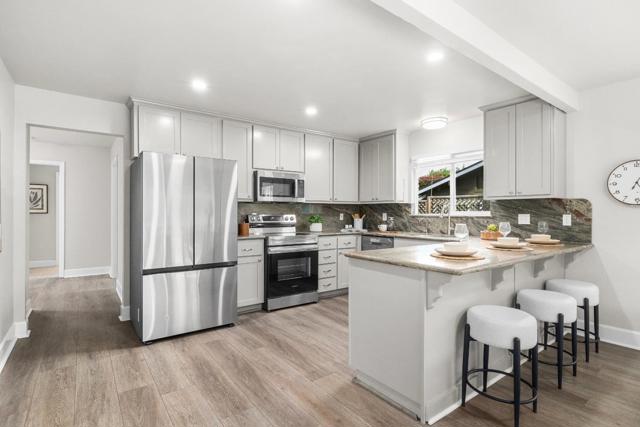 2769 Valencia Road, Aptos CA: https://media.crmls.org/mediaz/ca32ea90-5dd6-4f96-b1ed-99fbae35b134.jpg