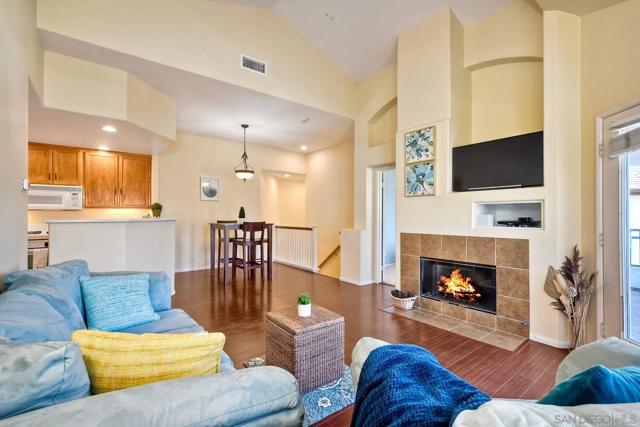 11898 Cypress Canyon Rd, San Diego CA: https://media.crmls.org/mediaz/ca32efe9-f6f5-4478-a423-67cb4a18f2b3.jpg