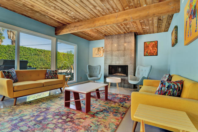 600 E Alexander Way, Palm Springs CA: https://media.crmls.org/mediaz/ca3351ec-16ef-476b-8056-e3b146b36cd6.jpg