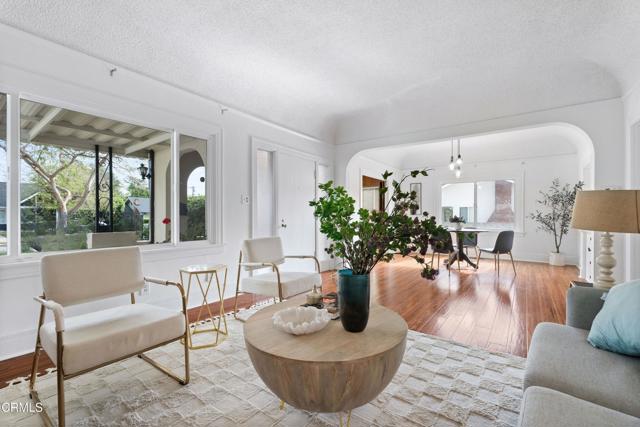 Detail Gallery Image 13 of 55 For 1255 N Dominion Ave, Pasadena,  CA 91104 - 3 Beds | 1 Baths