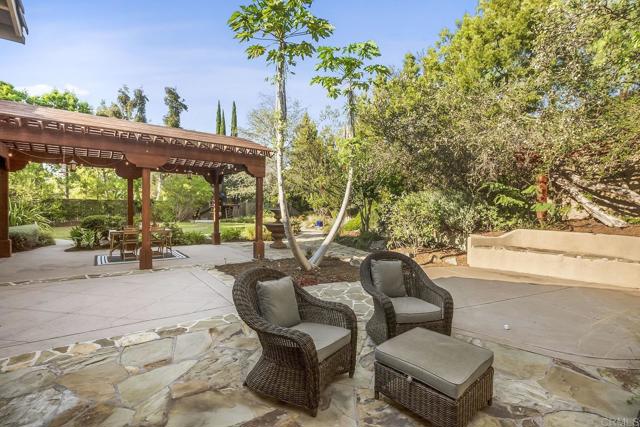 Detail Gallery Image 53 of 68 For 14773 via Bettona, San Diego,  CA 92127 - 4 Beds | 4/1 Baths