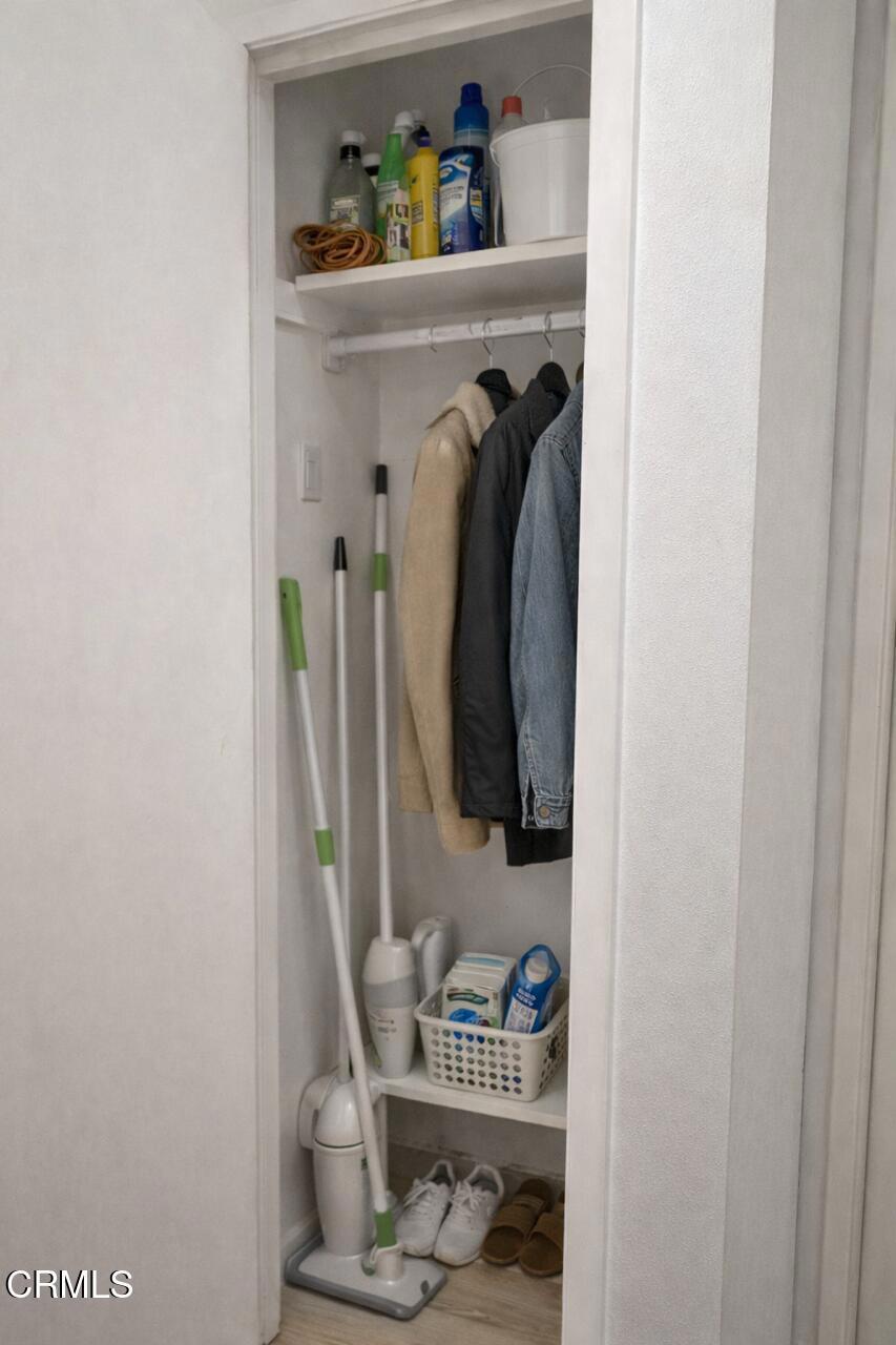 https://media.crmls.org/mediaz/ca344807-4fe6-42b6-b73c-ee9ca1fd27dc.jpg?preset=X-Large