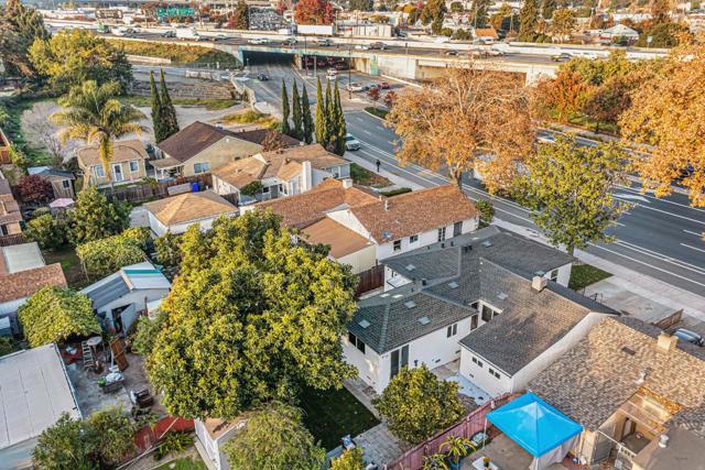 15741 Hesperian Boulevard, San Lorenzo CA: https://media.crmls.org/mediaz/ca358ee1-d388-4fdc-8325-d28698ddd670.jpg