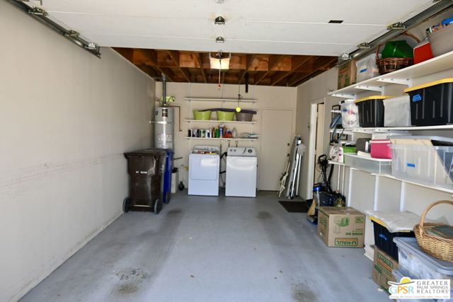 2117 Sunshine Way, Palm Springs CA: https://media.crmls.org/mediaz/ca35dc6a-97cb-4d49-a485-2f19a0983f97.jpg