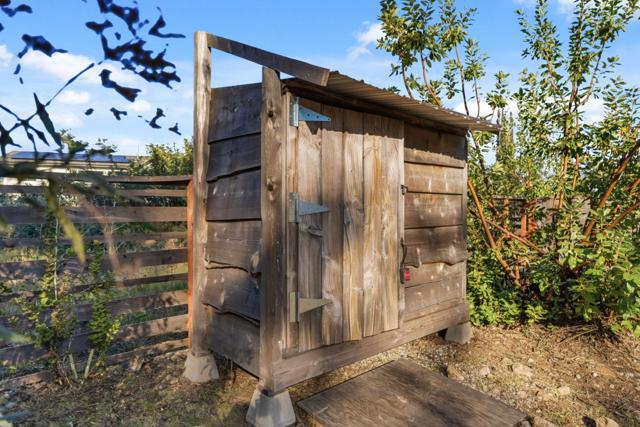 15 Braemoor Drive, Santa Cruz CA: https://media.crmls.org/mediaz/ca365a88-a453-4c54-91bc-f698d6084ac3.jpg