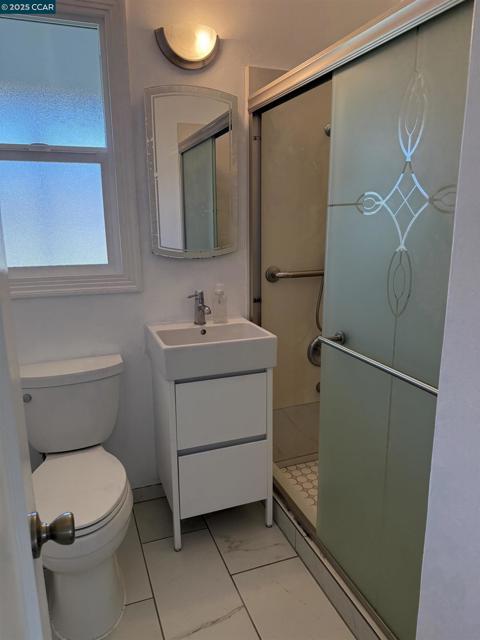 2103 Visalia Ave, Richmond CA: https://media.crmls.org/mediaz/ca366941-09ac-4eb1-8b83-b531e4f712d2.jpg