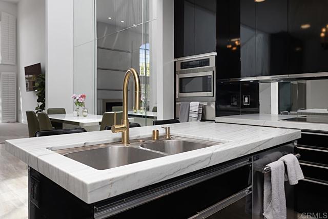 Detail Gallery Image 14 of 47 For 7429 via De Fortuna, Carlsbad,  CA 92009 - 3 Beds | 3 Baths