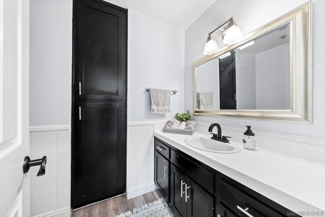 14027 Jamul Dr, Jamul CA: https://media.crmls.org/mediaz/ca36f6a9-0f01-4da2-be41-42fa565eba6c.jpg