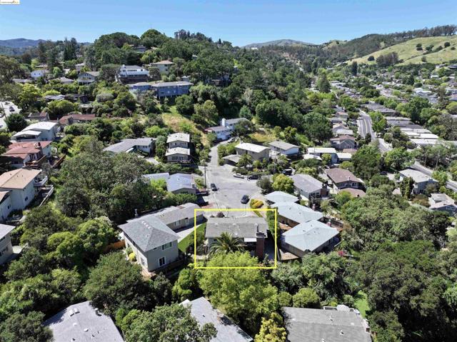 29 Leafwood Cir, San Rafael, California 94901, ,Multi-Family,For Sale,Leafwood Cir,41059417