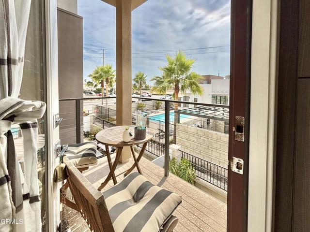 1105 Canal Street, Oxnard CA: https://media.crmls.org/mediaz/ca37b069-6e1d-4429-8817-ebbe77a80b85.jpg