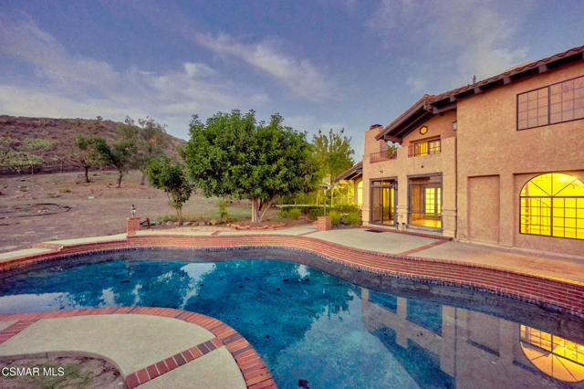 751 Wildwood Avenue, Thousand Oaks CA: https://media.crmls.org/mediaz/ca3856fe-f3c5-4250-8633-ac54615328a3.jpg