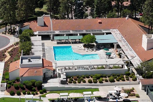 12880 Circulo Dardo, San Diego CA: https://media.crmls.org/mediaz/ca3a4f8a-29a2-42b9-acd4-72496a68cd22.jpg