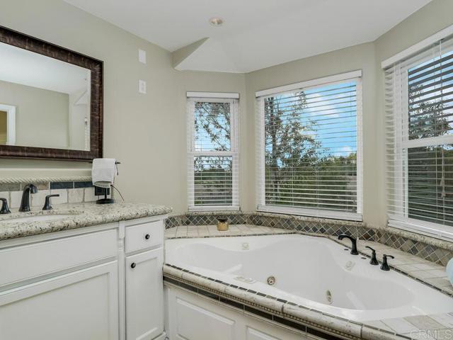 Detail Gallery Image 37 of 75 For 3347 Yucca Ter, Fallbrook,  CA 92028 - 4 Beds | 4/1 Baths