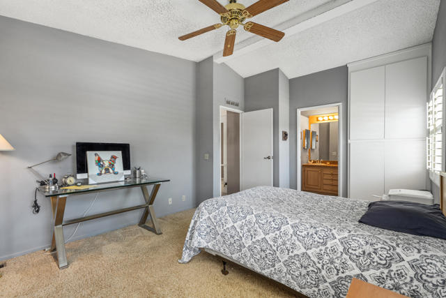 15300 Palm Drive, Desert Hot Springs CA: https://media.crmls.org/mediaz/ca3b37ff-c15e-44fd-af85-a0bfca35c67e.jpg