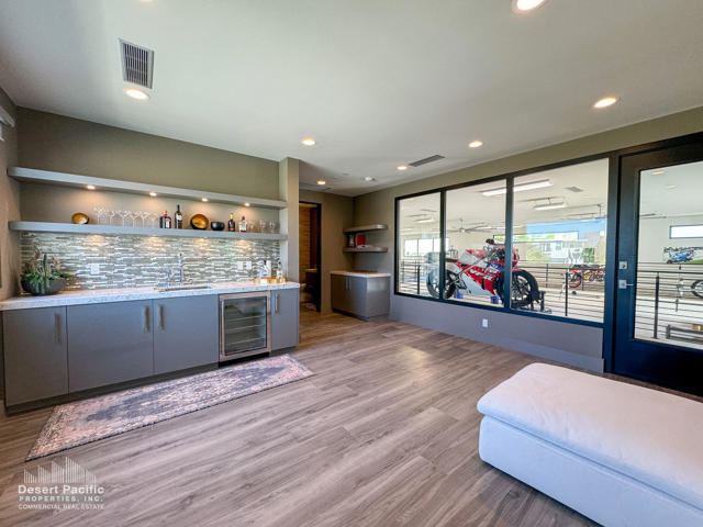 61680 Fullerton Dr, Thermal CA: https://media.crmls.org/mediaz/ca3d81a4-a998-49e2-80fb-04d817ae0a04.jpg