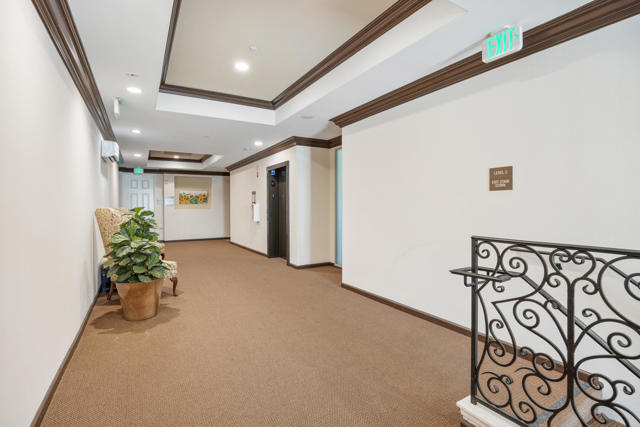 2108 Via Calderia, Palm Desert CA: https://media.crmls.org/mediaz/ca3ebe49-2f65-4c2a-b512-ade54f70f3dc.jpg