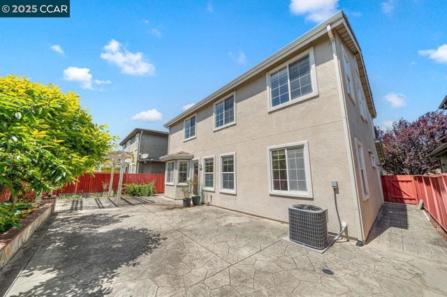 35970 Green Street, Union City CA: https://media.crmls.org/mediaz/ca3f2563-7091-42b4-9dda-34634d5f9ccd.jpg