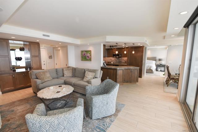 1760 Avenida Del Mundo, Coronado CA: https://media.crmls.org/mediaz/ca3f5470-7baf-42a2-a835-81d1e35d7a66.jpg