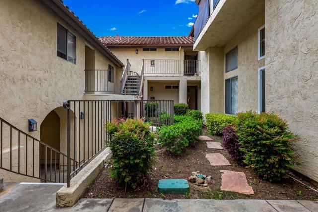 1146 Grape St, San Marcos CA: https://media.crmls.org/mediaz/ca3f966c-9ffa-4664-bfb7-66c1aa646cb7.jpg