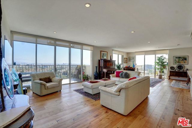 2160 Century Park East, Los Angeles CA: https://media.crmls.org/mediaz/ca3f98c0-d2bf-4728-8da8-a3824d3f485b.jpg