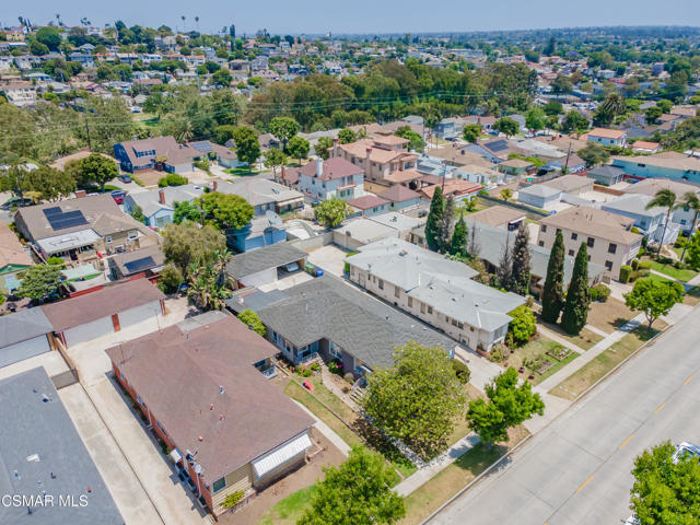 5924 Fairfax Avenue, Los Angeles CA: https://media.crmls.org/mediaz/ca3fa205-fcbd-4ecb-9c2b-ccbb63e8adb2.jpg