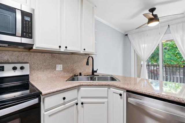 1280 W Main St, El Cajon CA: https://media.crmls.org/mediaz/ca4012e7-9285-478d-98f0-b185d96212b5.jpg