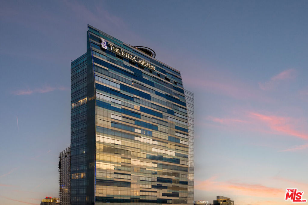 900 W Olympic Boulevard #38K