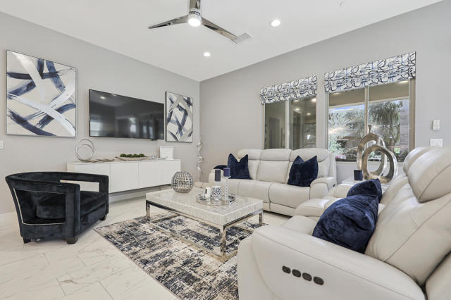 1702 Retreat Circle, Palm Desert, CA 92260