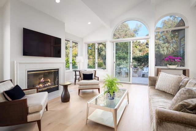 15491 Pimlico Corte, Rancho Santa Fe CA: https://media.crmls.org/mediaz/ca4104b3-a8b6-4abd-b3d4-be7bbe7a3633.jpg
