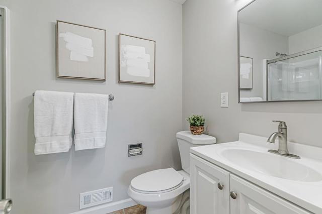 1390 Pointe Claire Drive, Sunnyvale CA: https://media.crmls.org/mediaz/ca411475-d910-4bfc-a79e-2df5ead2210d.jpg