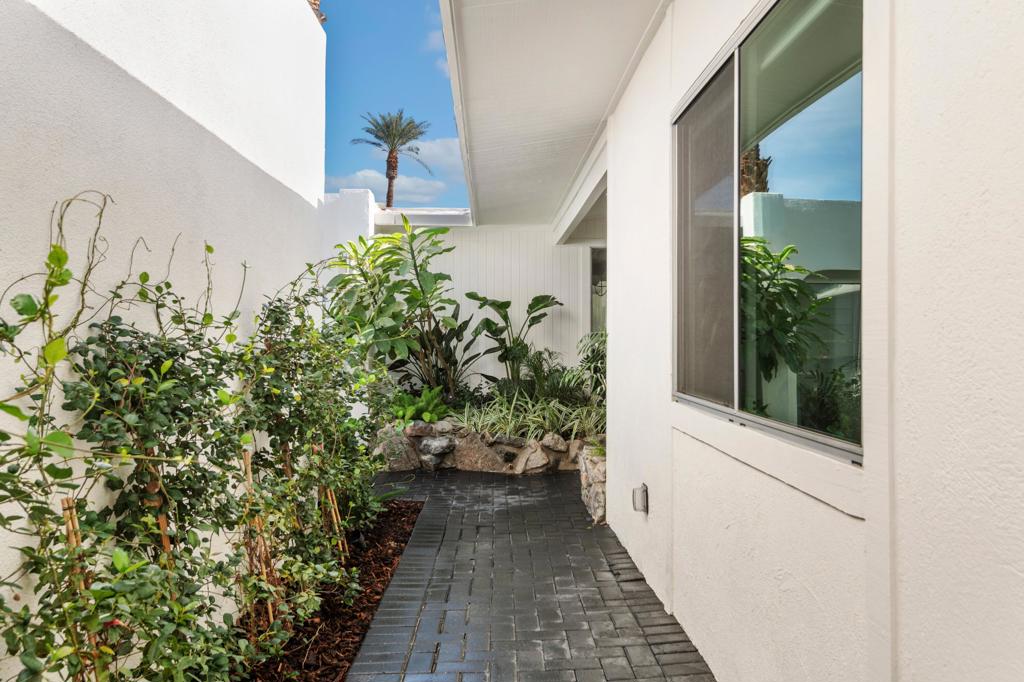 MLS #219135897DA image #2