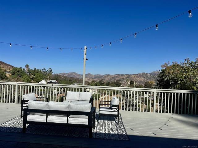 11774 Rocoso Rd, Lakeside CA: https://media.crmls.org/mediaz/ca418882-8ff9-4d59-9be6-cf451d247bfd.jpg