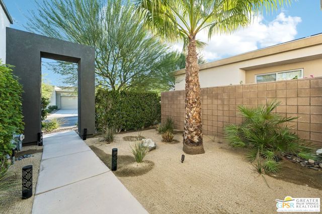1297 Celadon Street, Palm Springs, CA 92262