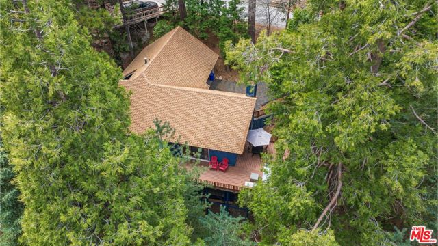 26645 Lake Forest Drive, Twin Peaks CA: https://media.crmls.org/mediaz/ca423537-c1ad-4006-8aef-5cb89ac00879.jpg