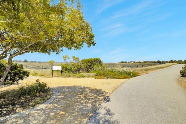 308 Whidbey Lane, Redwood City CA: https://media.crmls.org/mediaz/ca428242-302e-4f32-982d-d9c2347f34d1.jpg