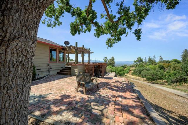 15946 Camino Vista Way, San Jose CA: https://media.crmls.org/mediaz/ca436f0f-4c81-4923-85f6-4ae3e8b42d02.jpg