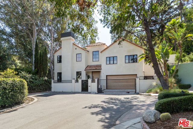8171 Tianna Road, Los Angeles CA: https://media.crmls.org/mediaz/ca4501a0-9911-4ae6-9d16-84e5555b80ec.jpg