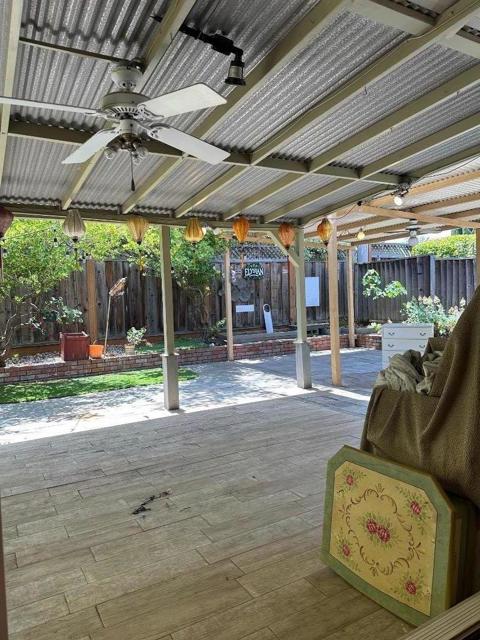 1014 W Homestead Road, Sunnyvale CA: https://media.crmls.org/mediaz/ca45795f-1a6c-4362-b947-945abf30cec8.jpg