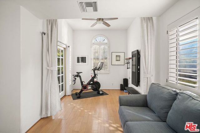 3418 Dorothy Road, Topanga CA: https://media.crmls.org/mediaz/ca45babc-09e0-4e5a-9f17-cb5ef2dab4b1.jpg