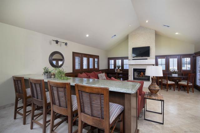 801 Allerton Ct, San Diego CA: https://media.crmls.org/mediaz/ca45cf08-39fb-468c-820d-66fc62745960.jpg